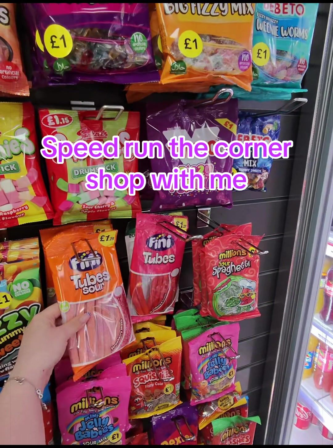 @โ
Chloe | London โ