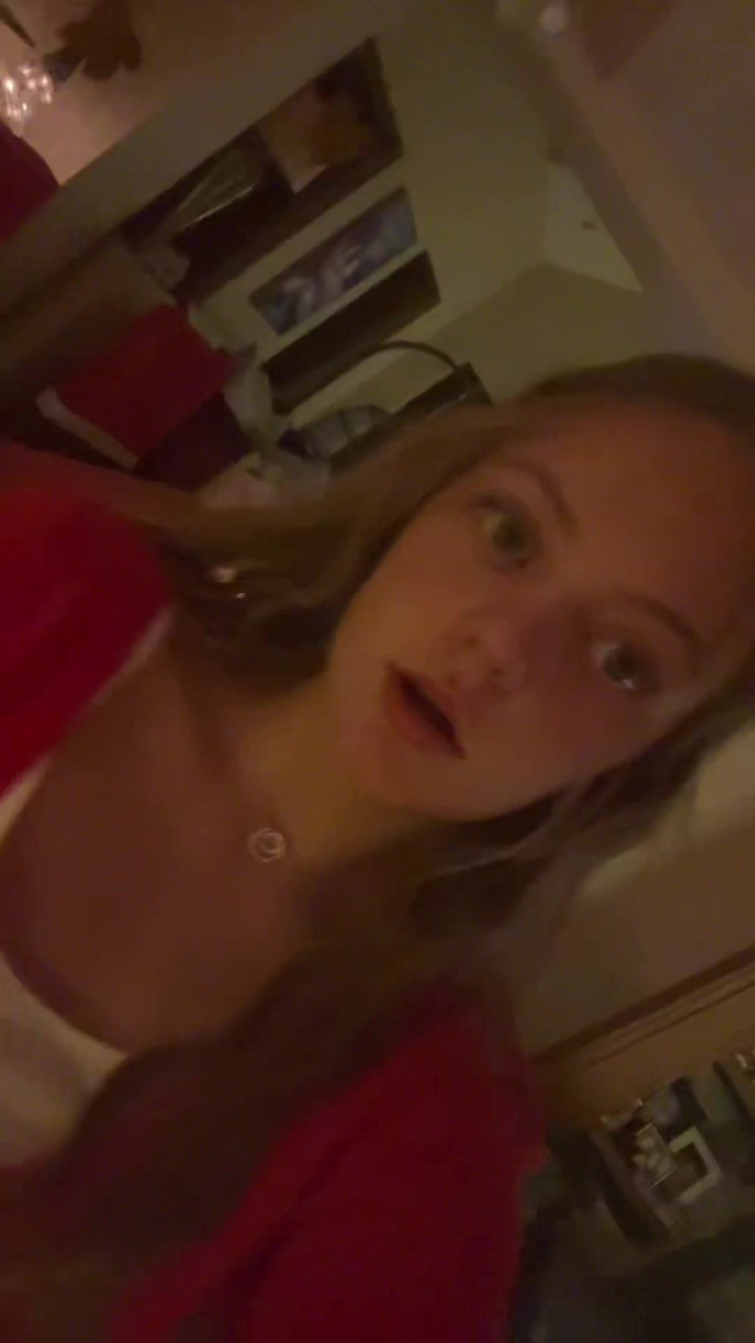 @ella_ward83