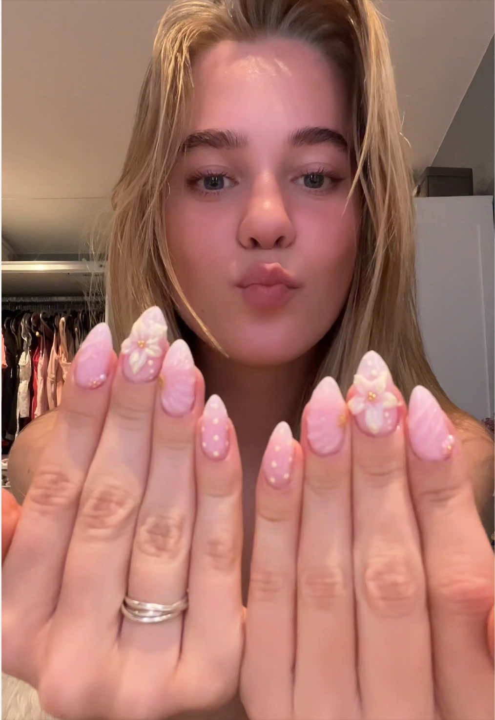 @mathea.ekstrommm