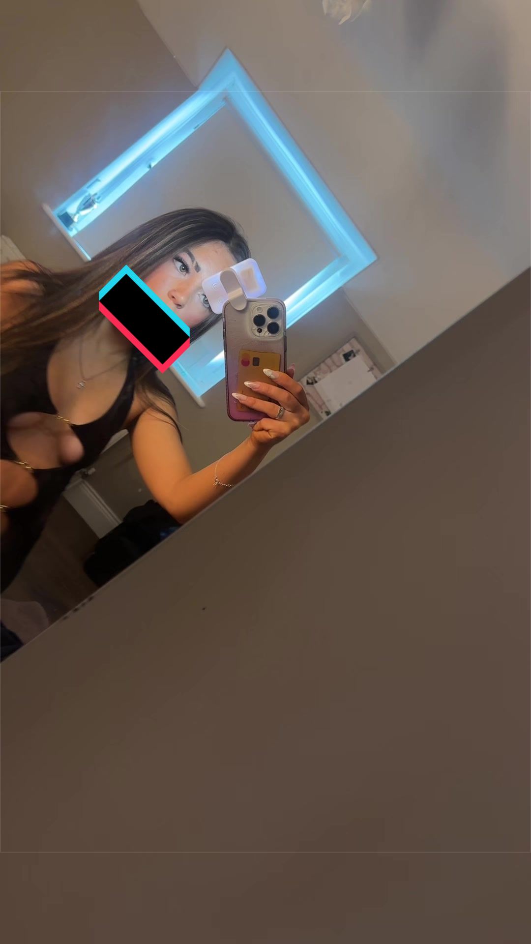 @𝐥𝐮𝐧𝐚🦦