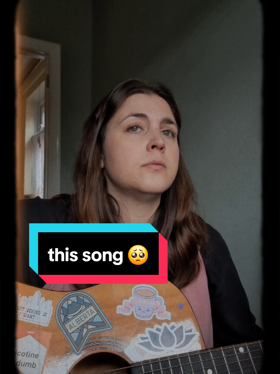 @𝔹𝕖𝕔𝕜𝕪'𝕤 𝔹𝕒𝕟𝕥𝕤💭🎤