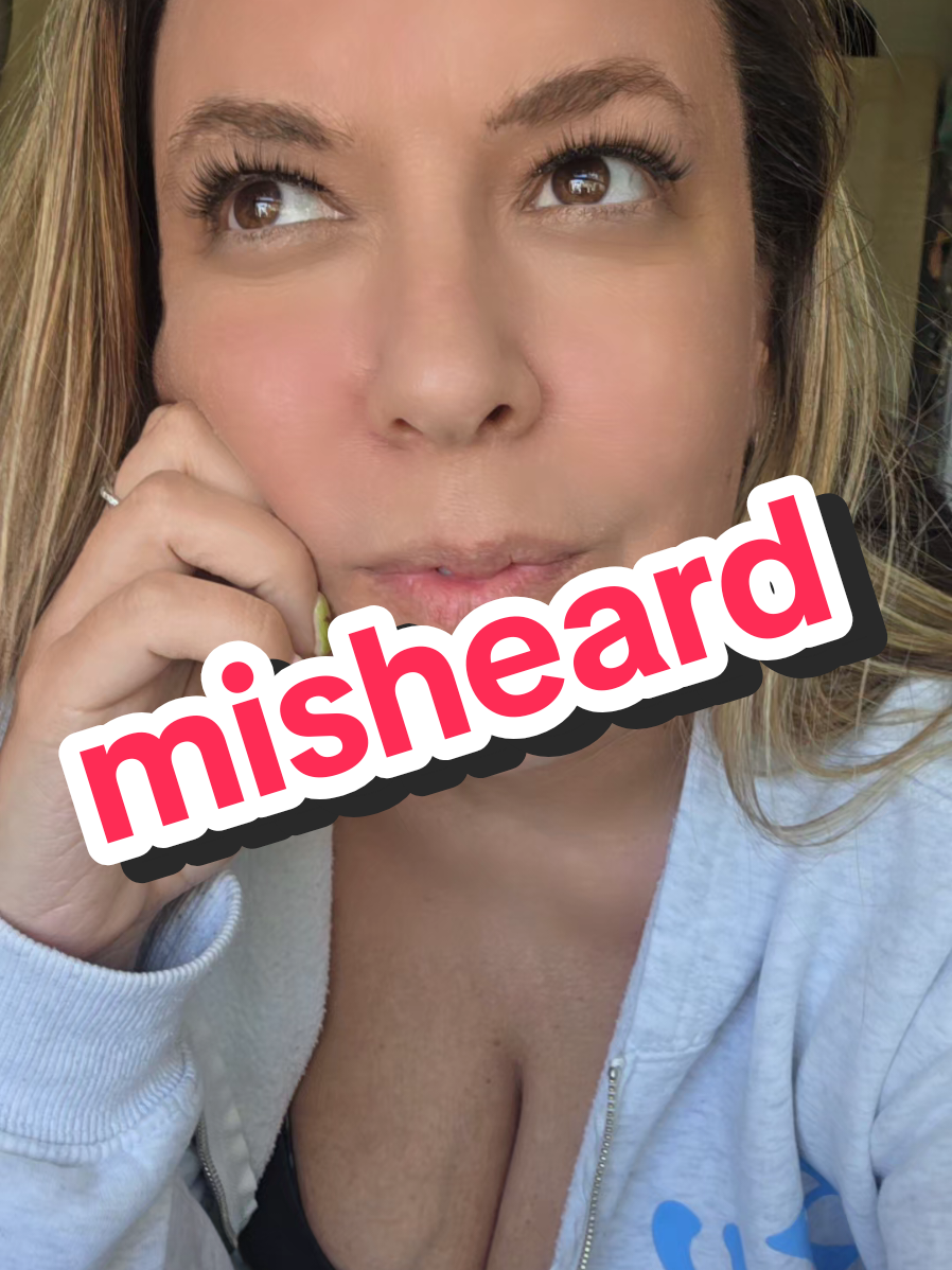 @maisielew09