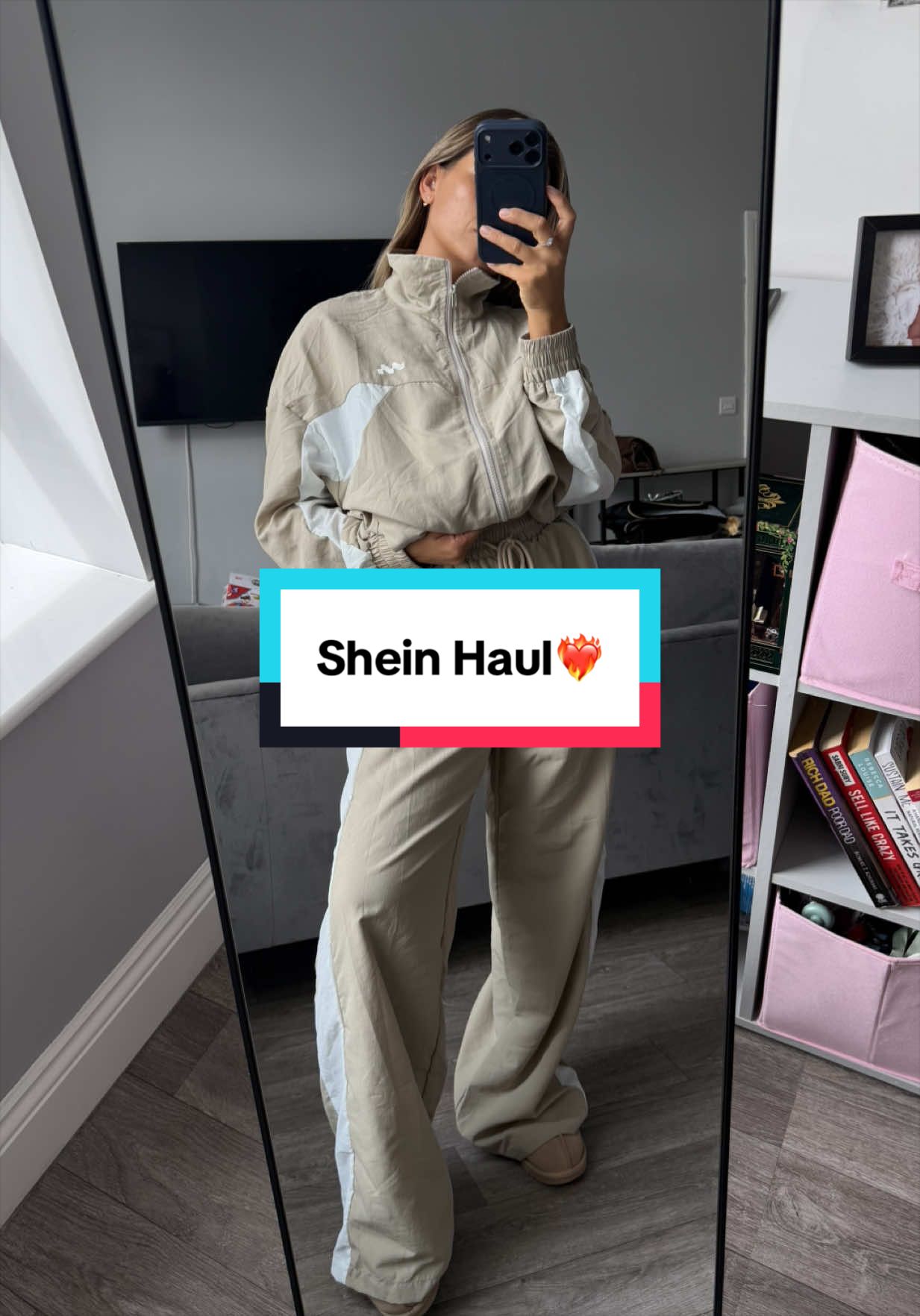 @𝒮𝒽𝒶𝓃𝒾𝒸𝑒
