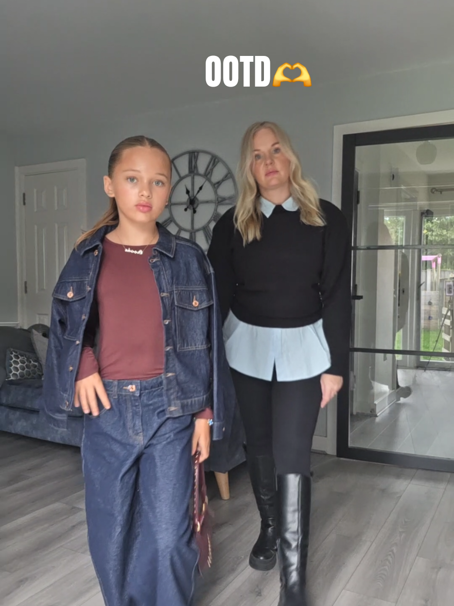 @inbrookesworld_withMum