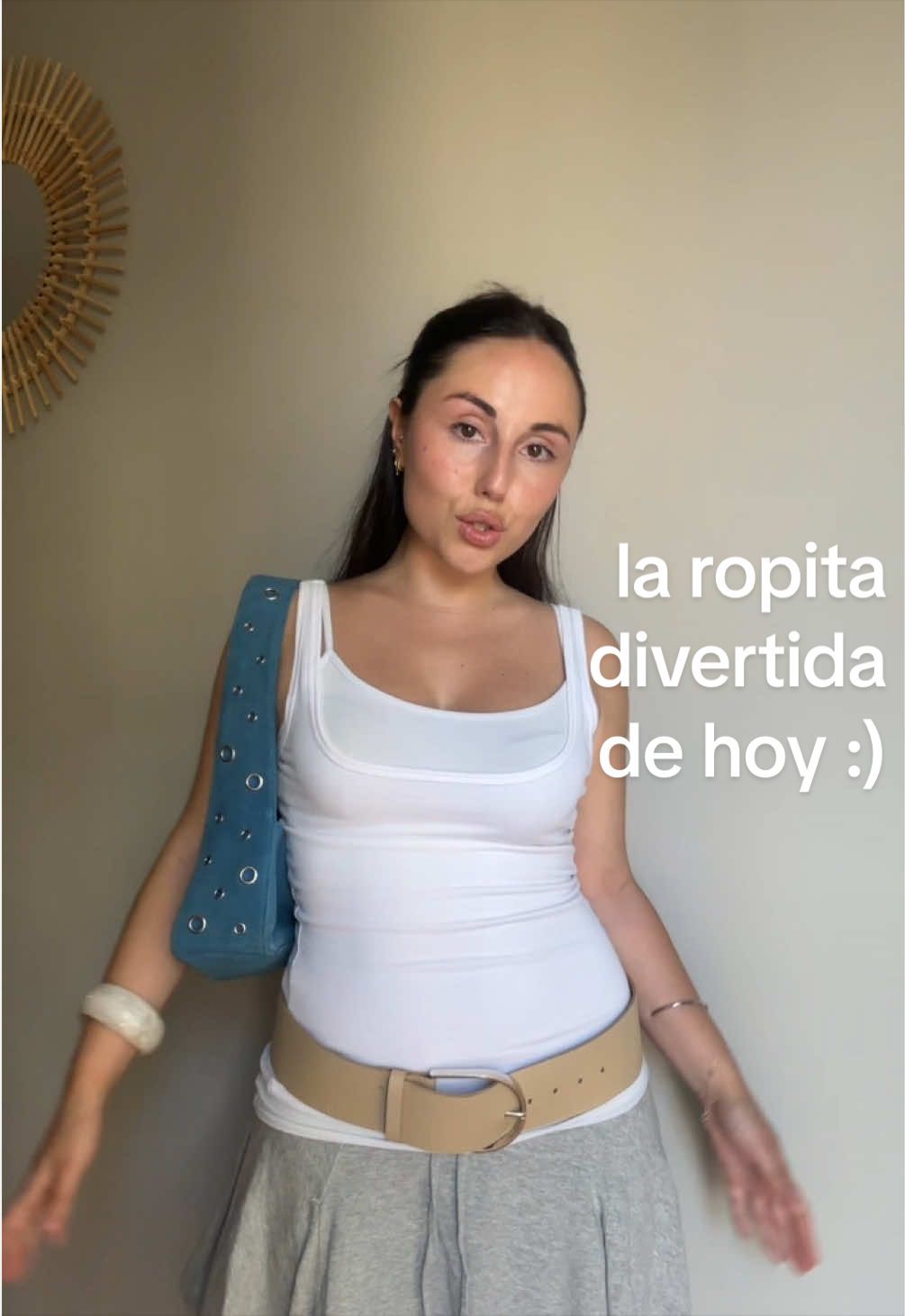 @laura ☆⋆ ˚。⋆