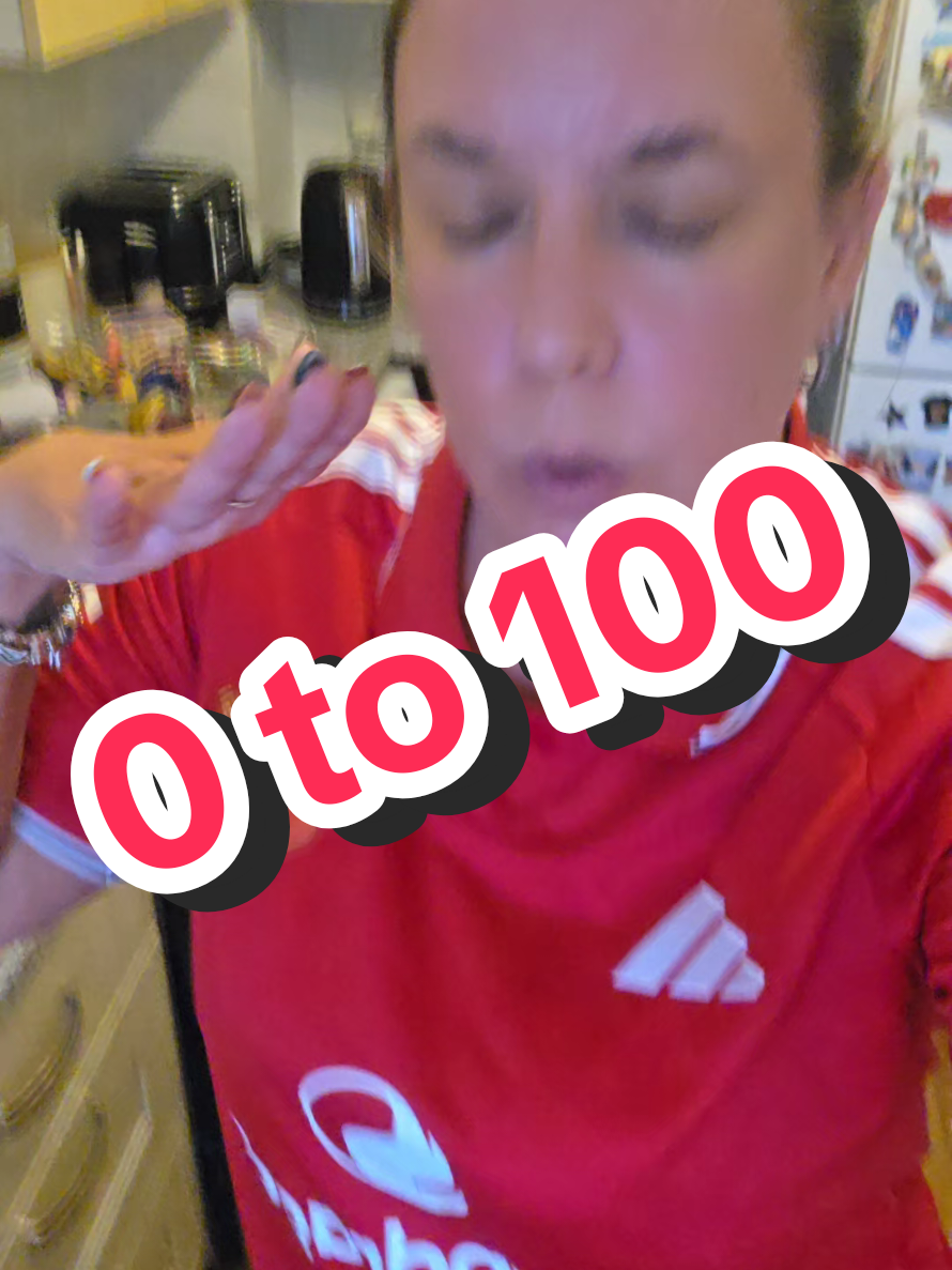 @maisielew09