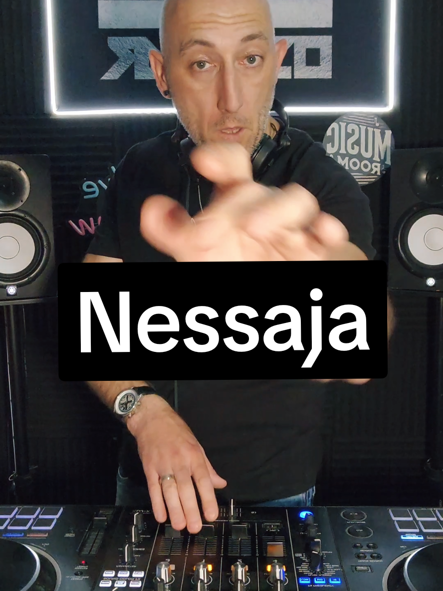 @Oszkar