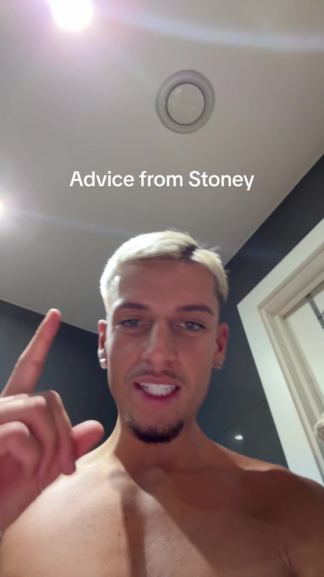 @Stoney🗿