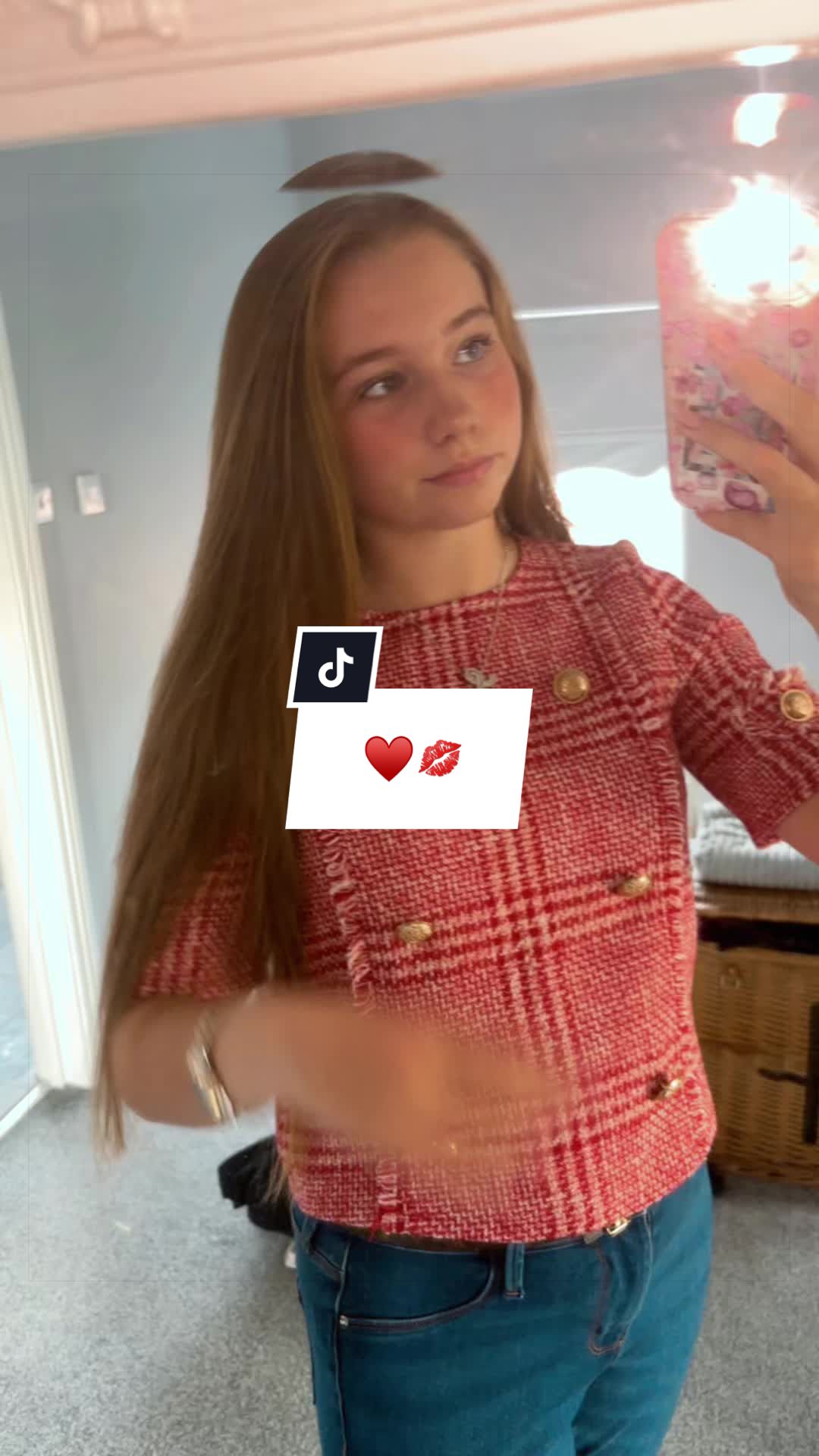 @𝐋𝐨𝐮𝐢𝐞 𝐇𝐚𝐧𝐜𝐨𝐜𝐤🤍