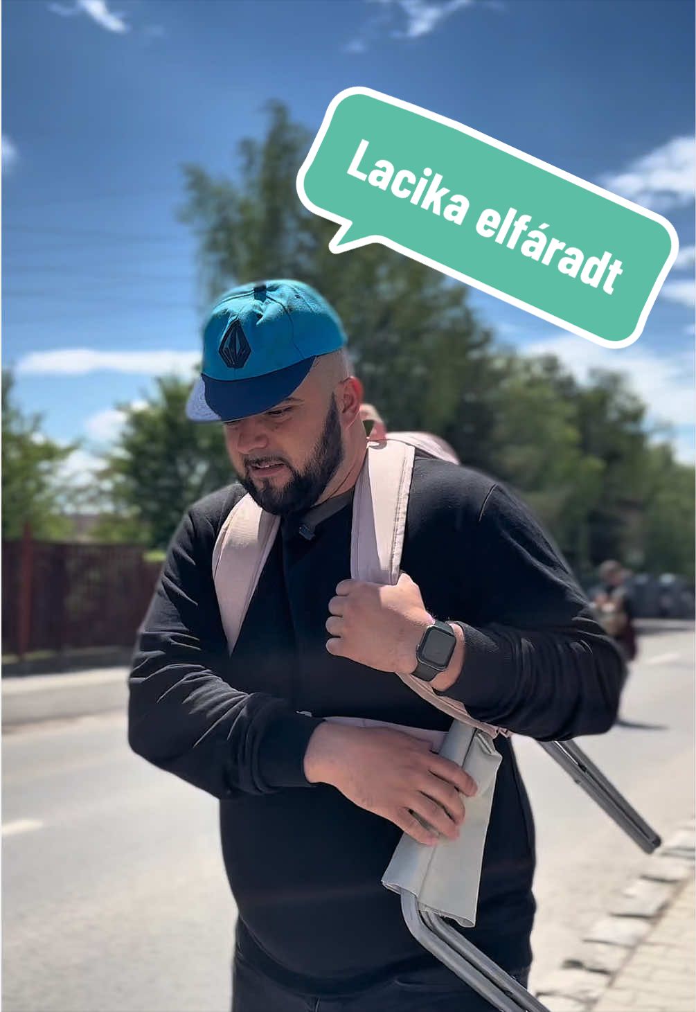 @KicsiV&aacute;ri