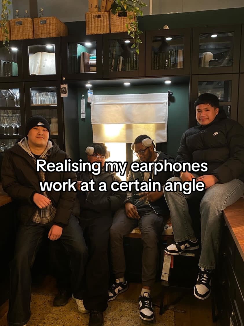 @AV