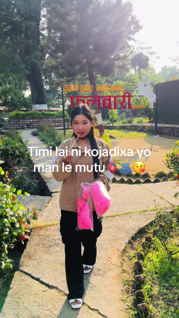 @Yumi magar ๐๐ฅบ