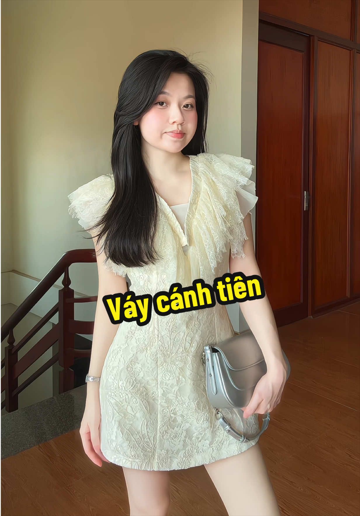 @Hằng t&uacute;n 👻
