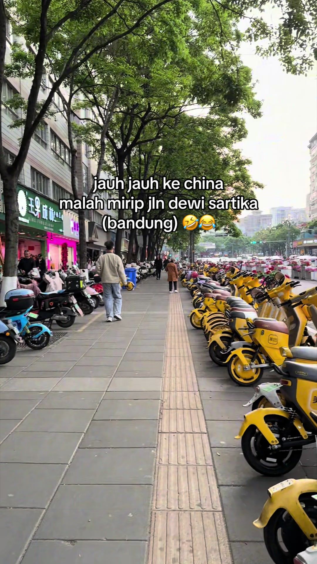 @hobi jalan kaki