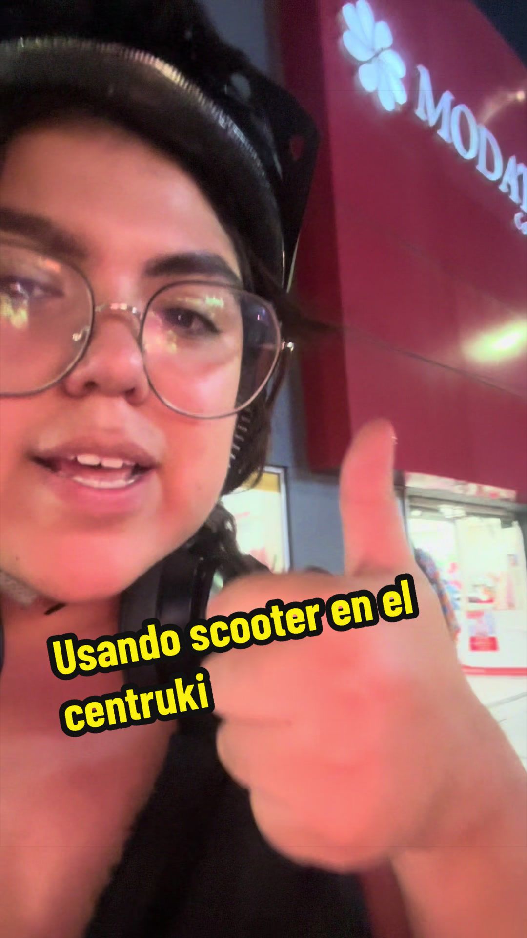 @lachicadelcentro