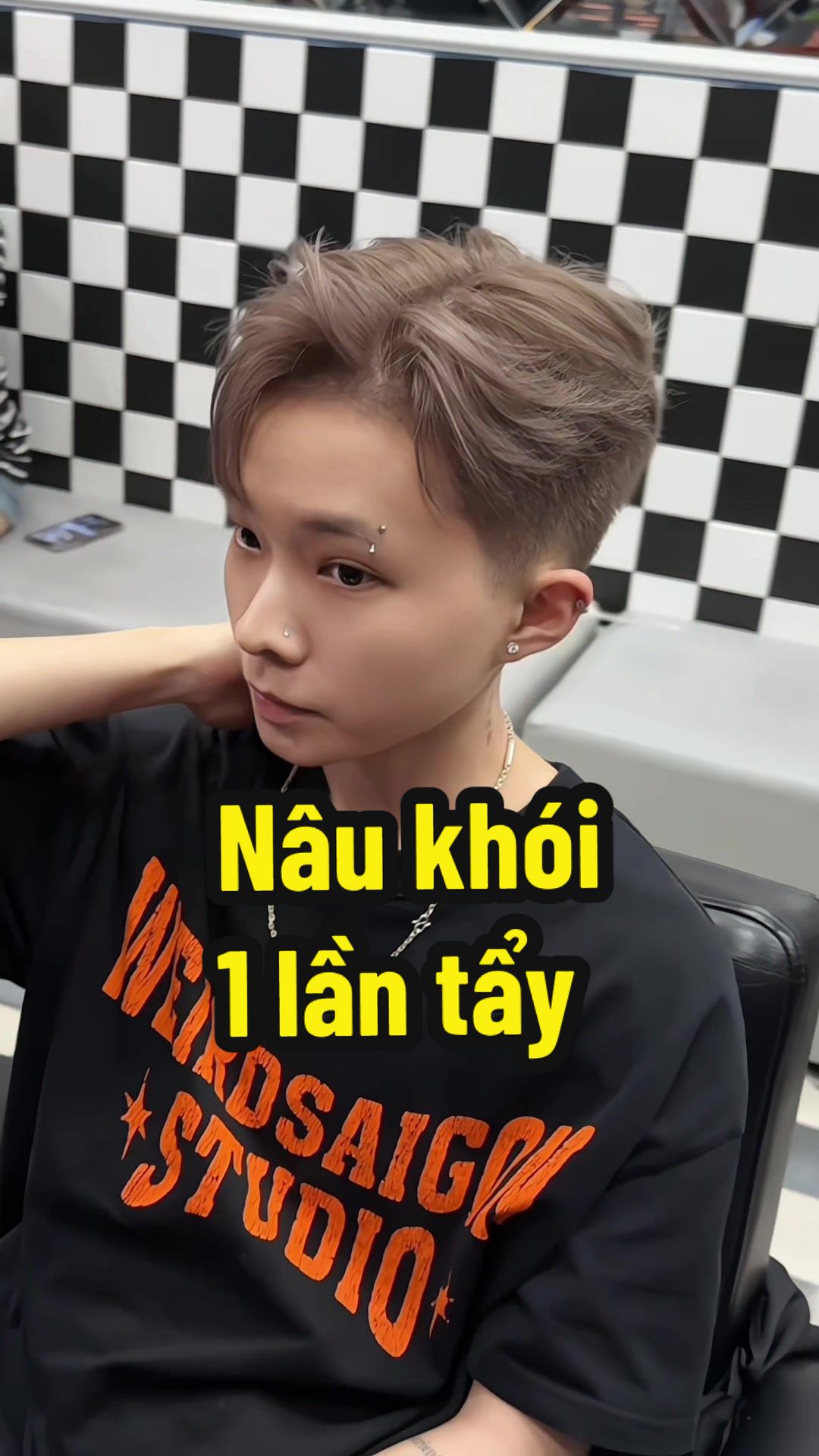 @Tấn T&oacute;c Nam