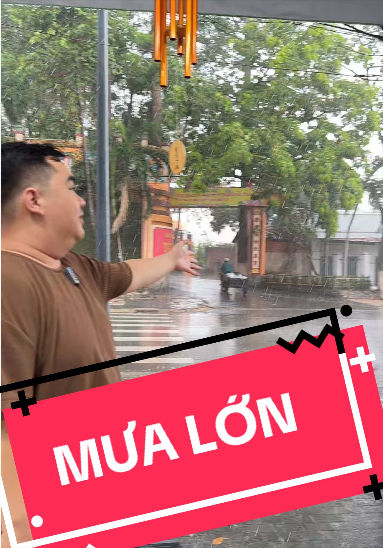 @C&ocirc; &Uacute; B&igrave;nh Dương.
