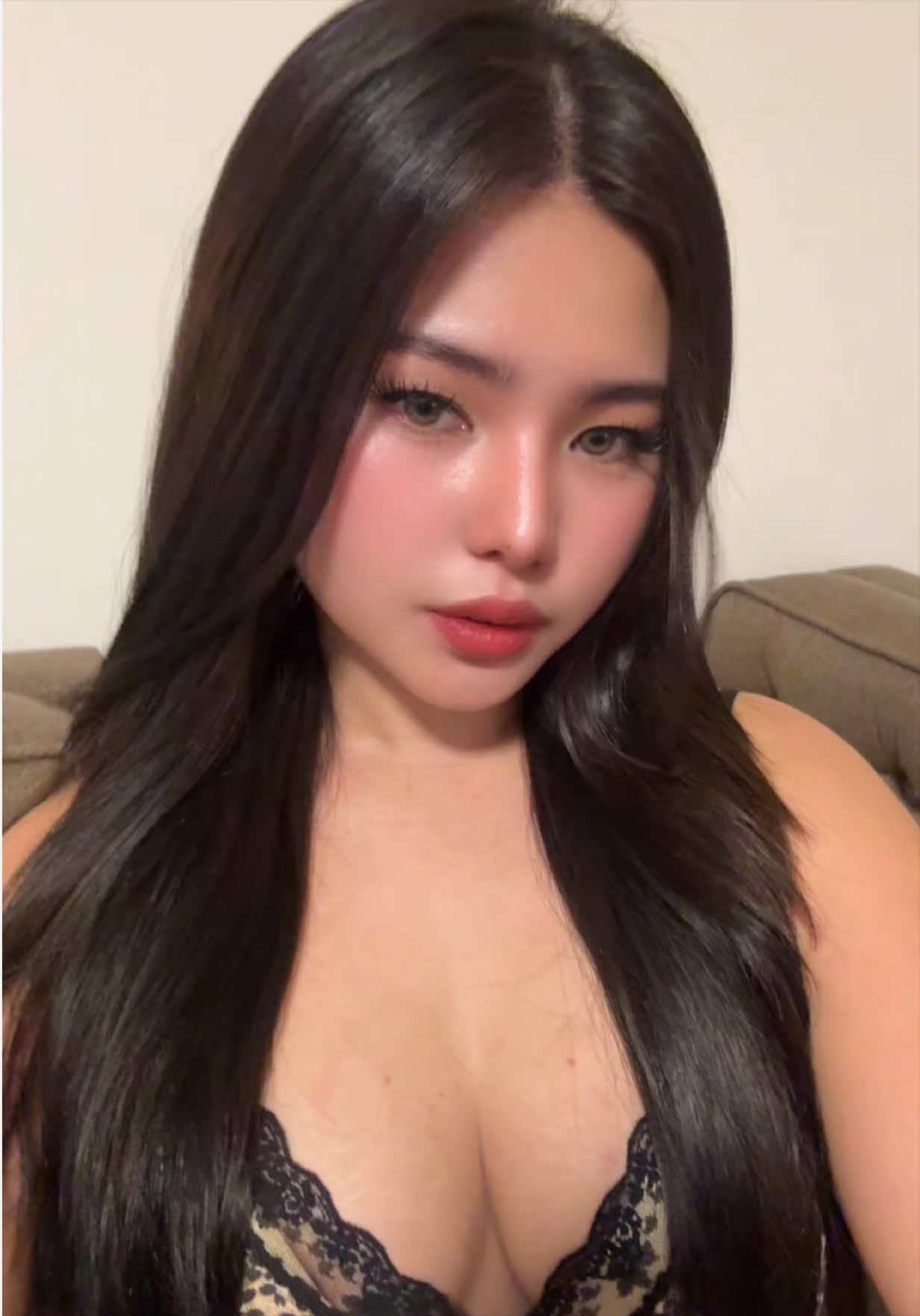 @Ella Ang