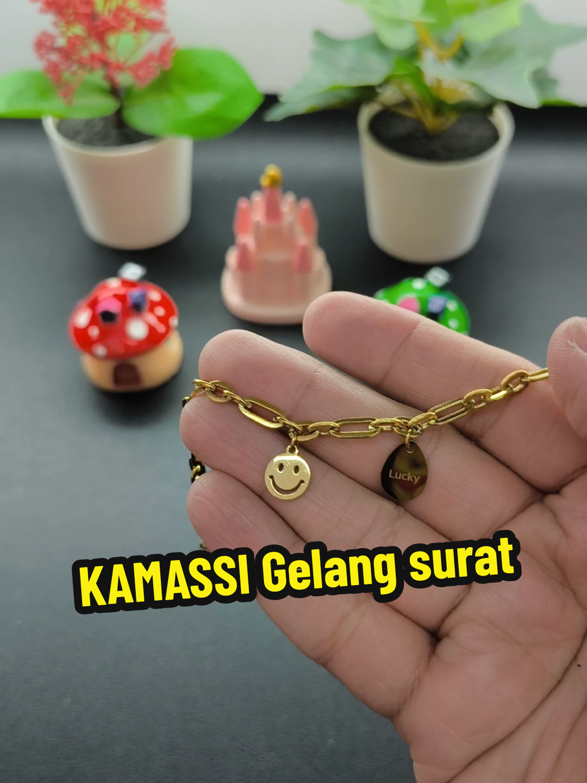 @FashionForUshop