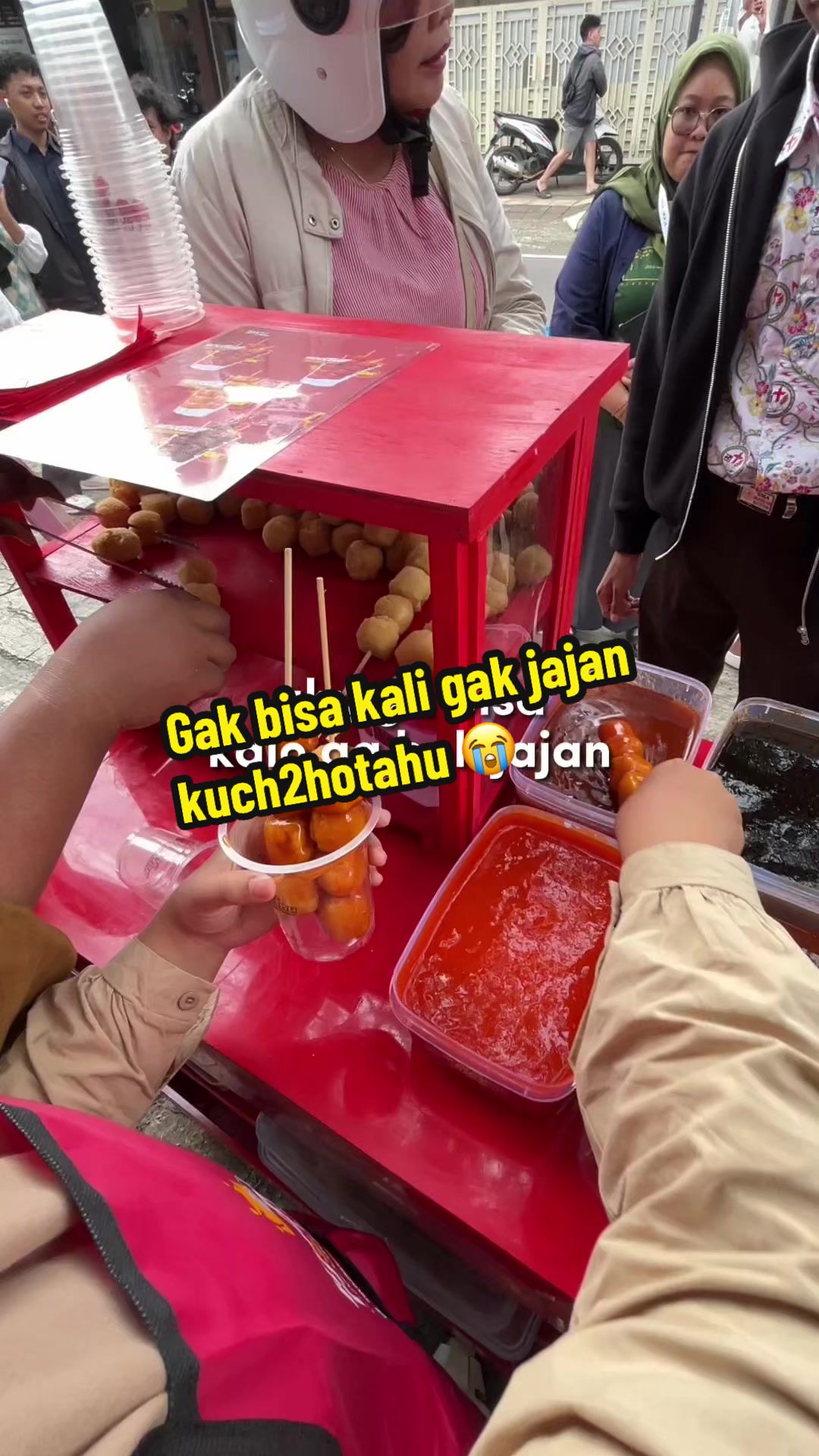 @Kuchkuchhotahu Kudus