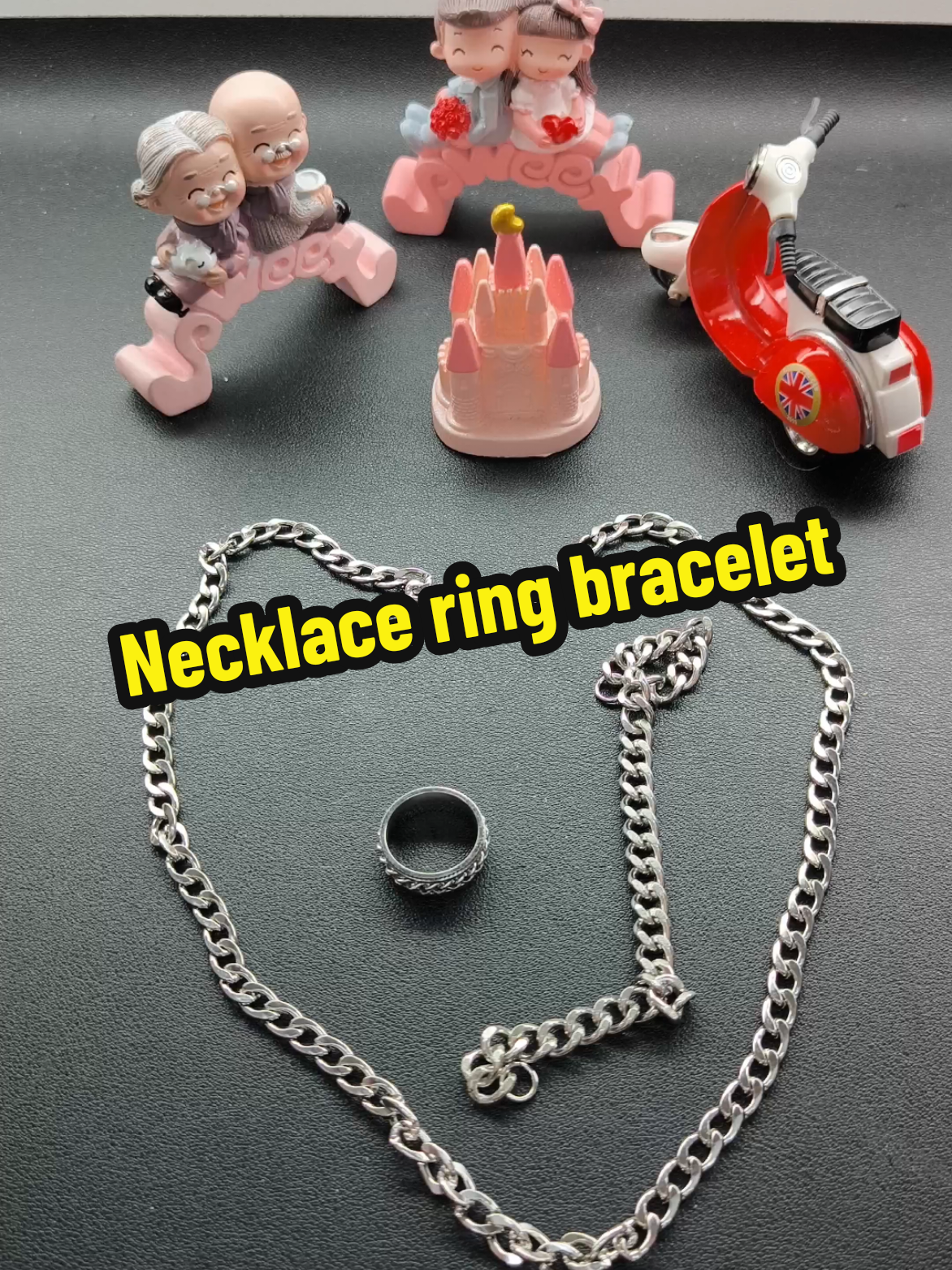@FashionForUshop