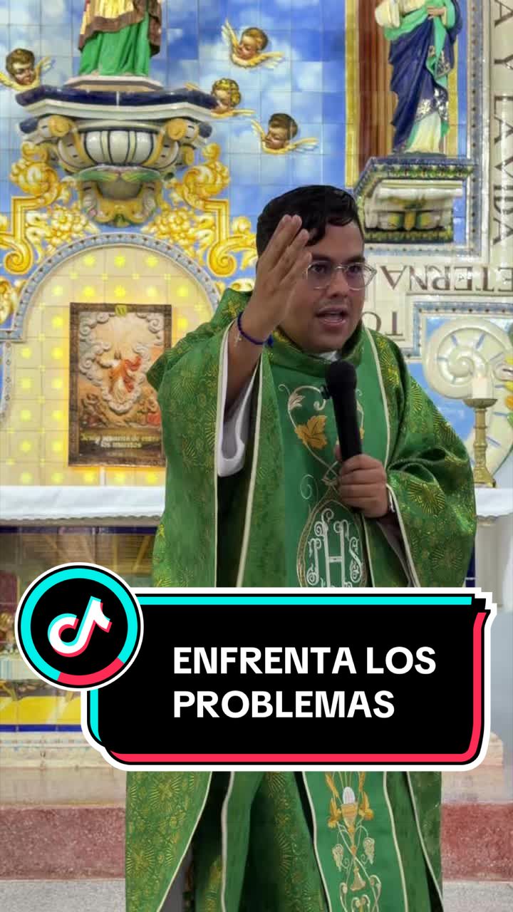 @Padre Arcangel Casique