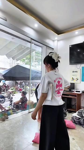 @Xưởng nh&agrave; th&oacute;c