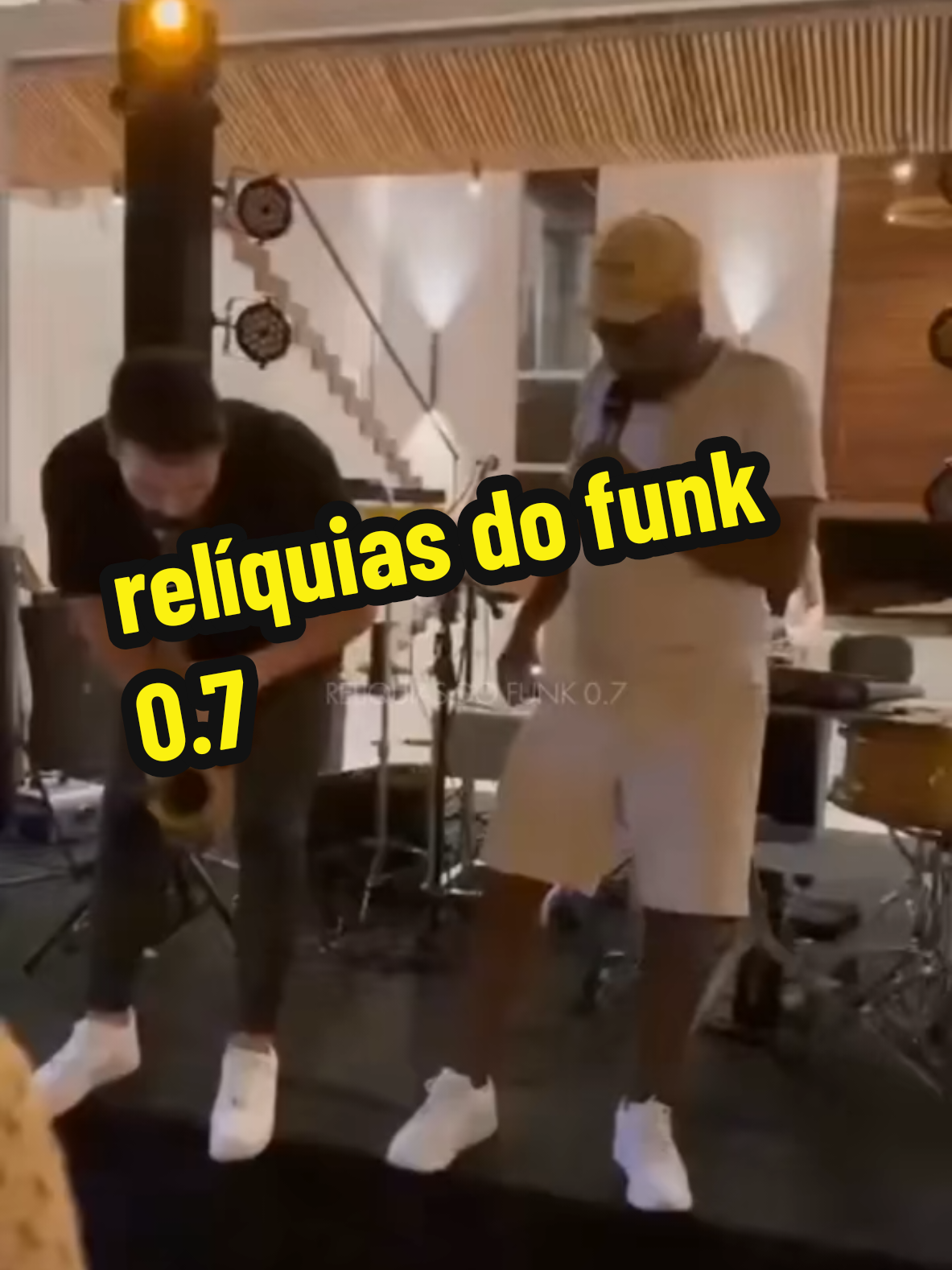@ƦEŁŁQUł&lambda;$ &ETH;&Oslash; ₣U₦ƙ 0.7