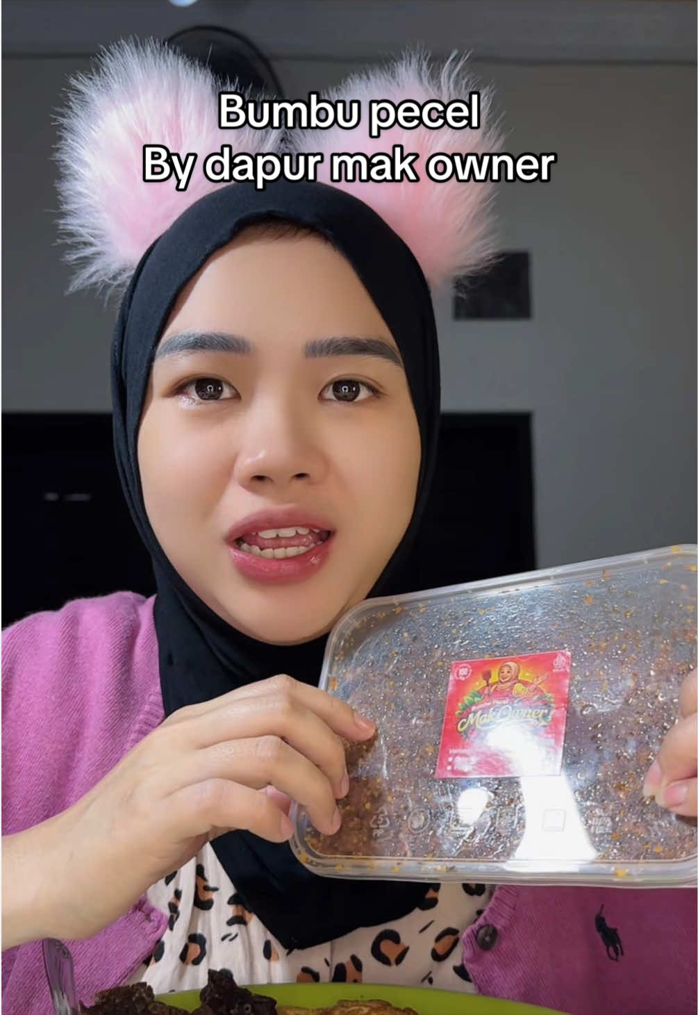 @EkaNis14