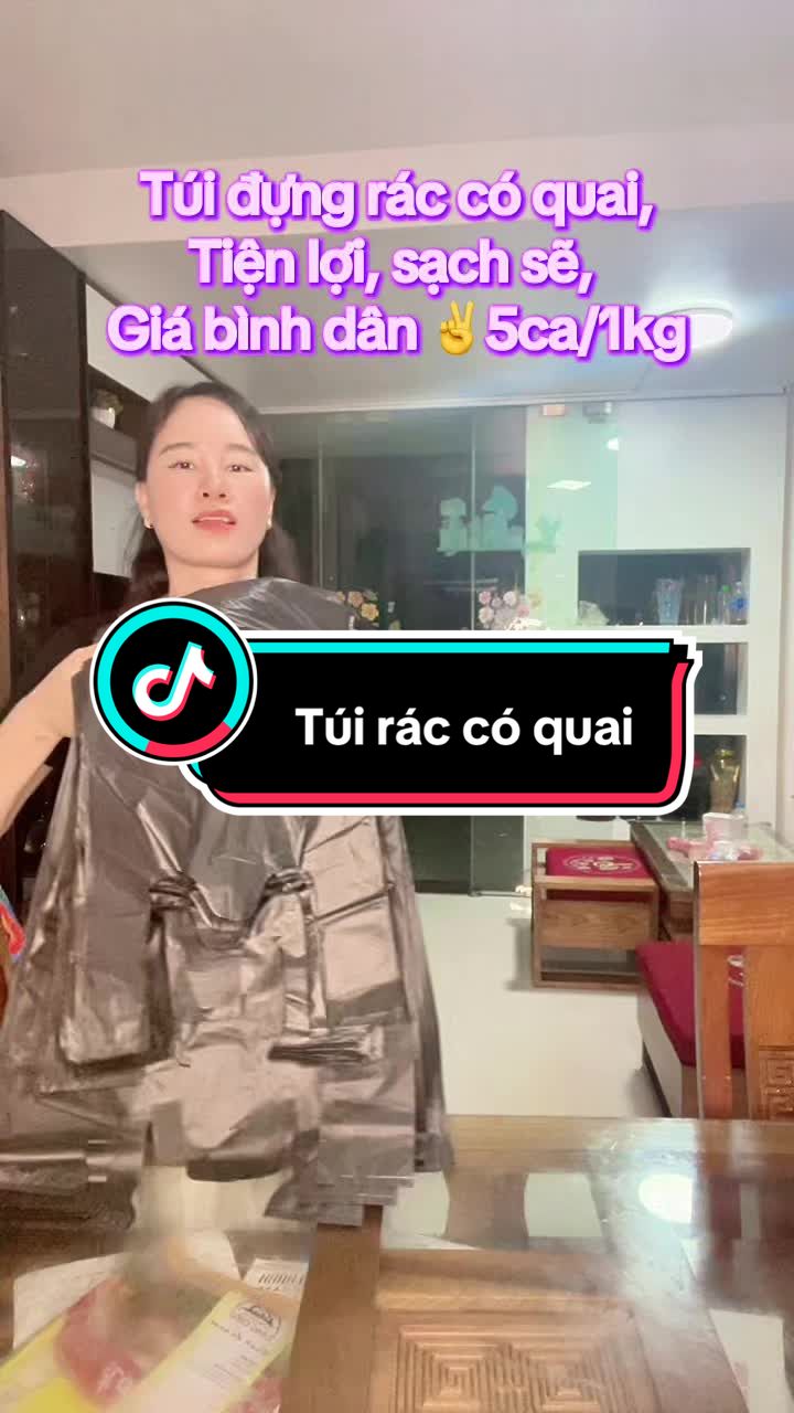 @C&ocirc; g&aacute;i họ Đinh