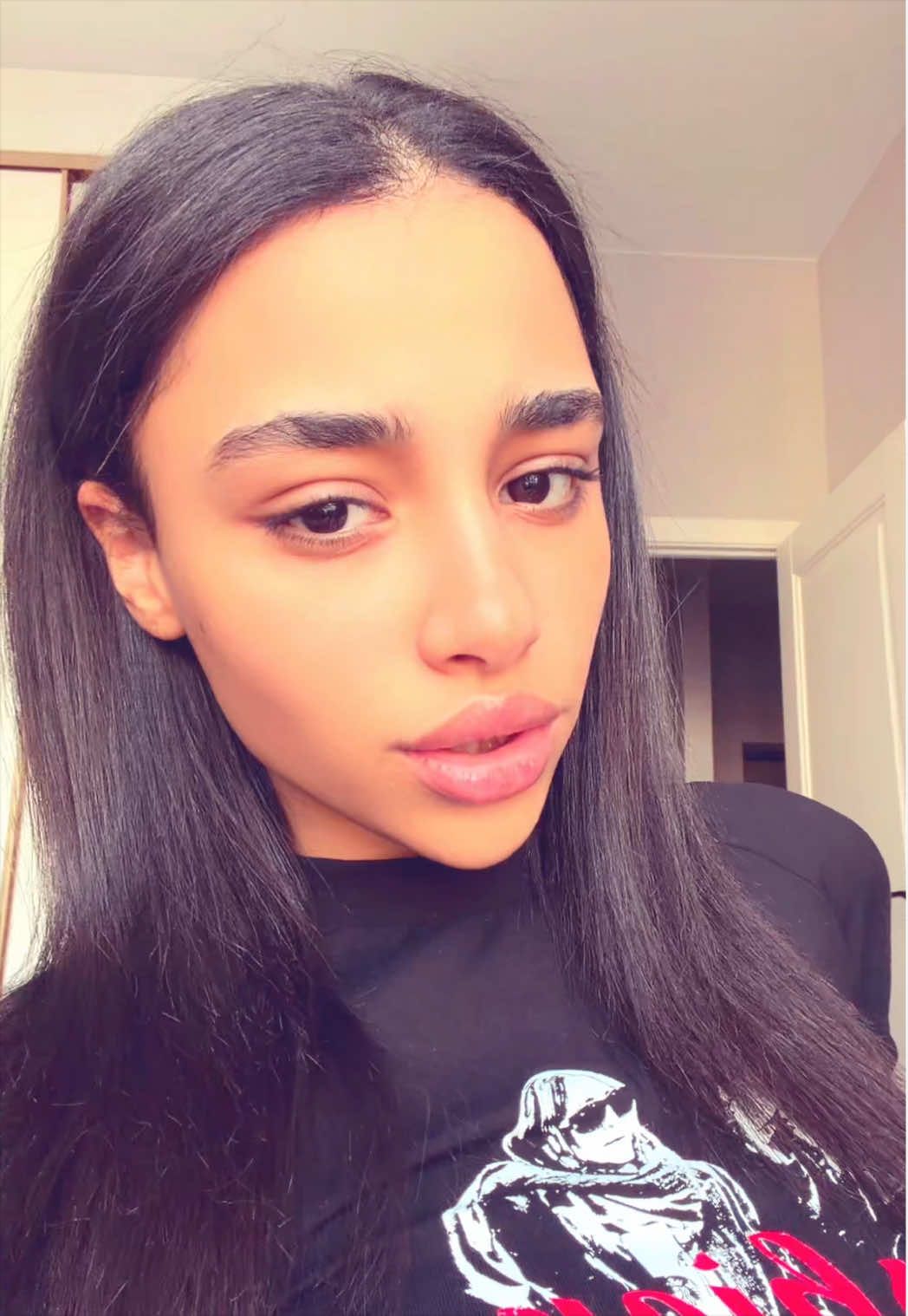 @nikkoleeee_