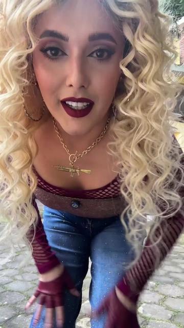 @cocomaxima