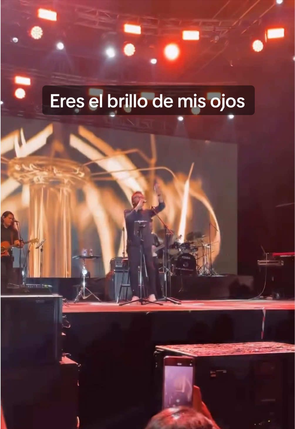 @Jesús Adrián Romero