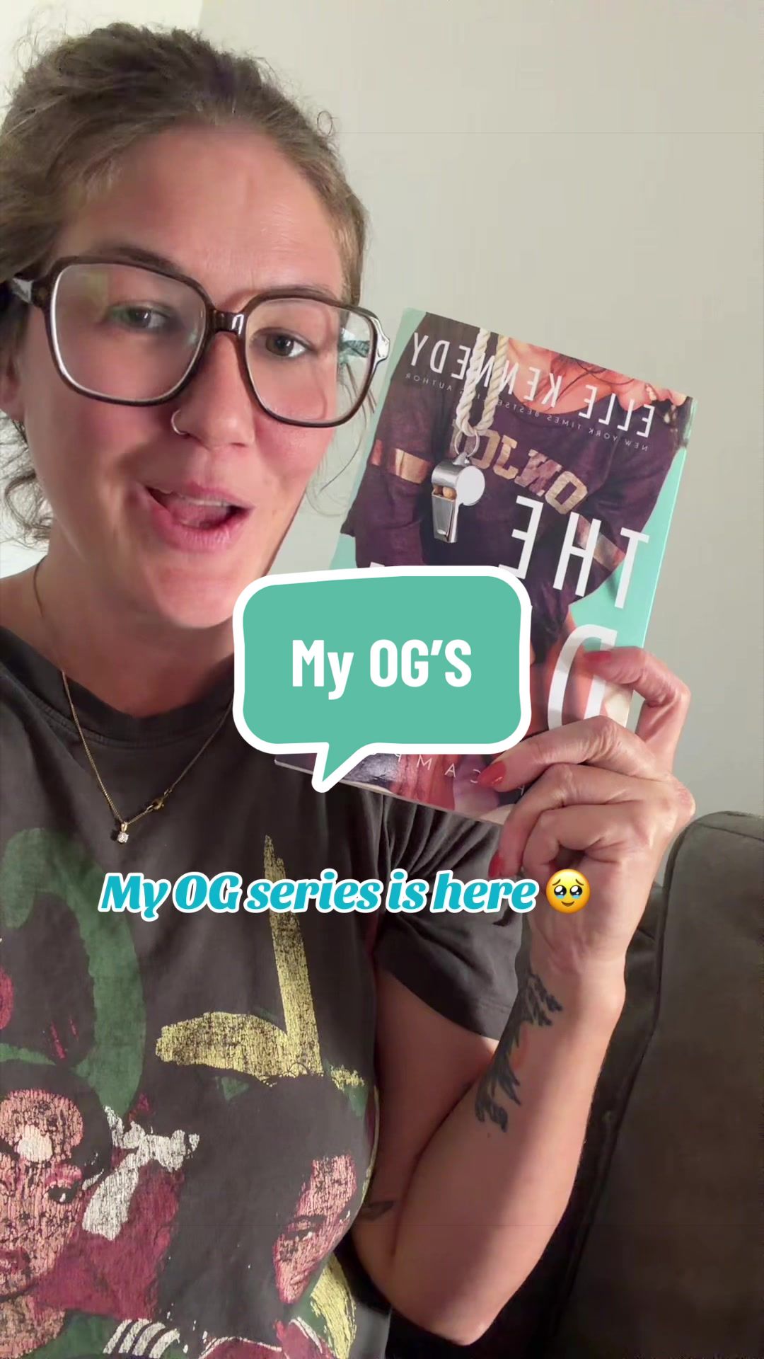 @thequeenofbooks
