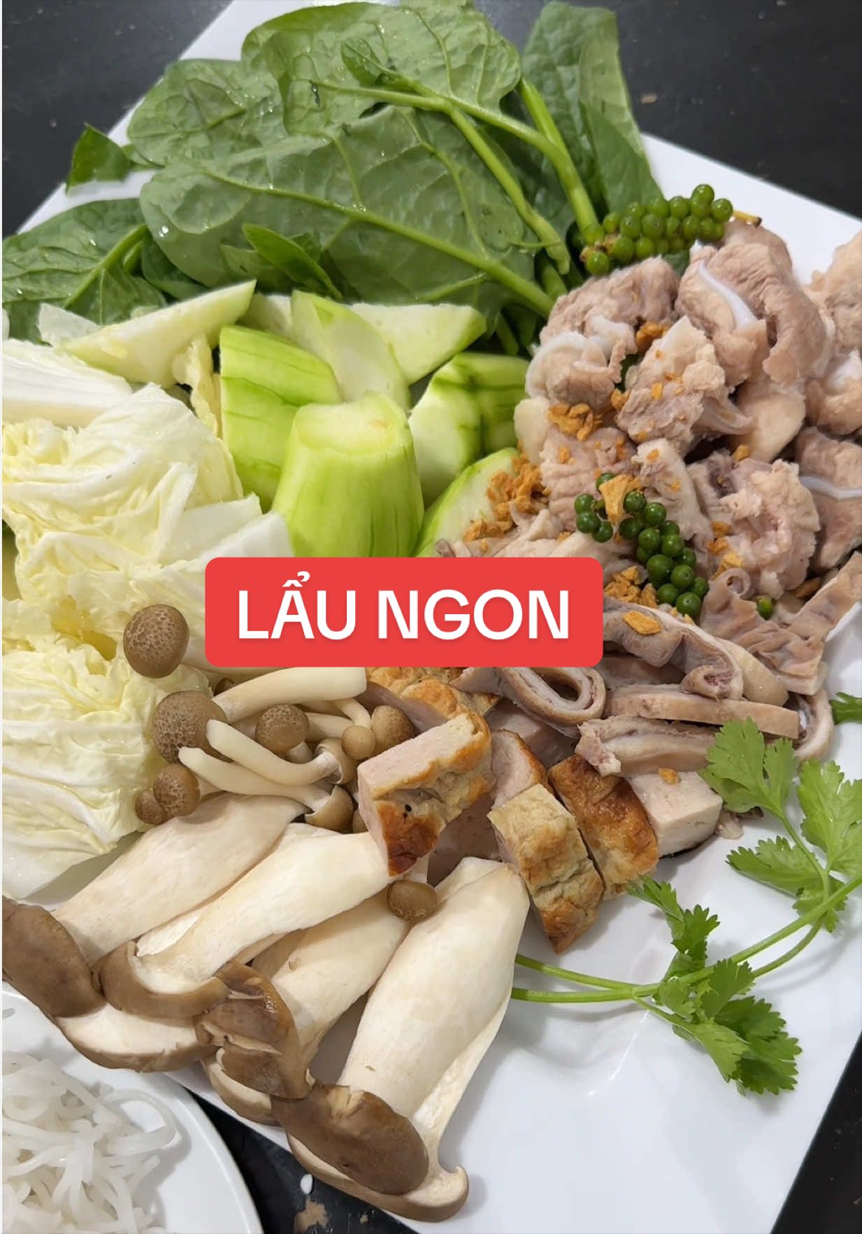 @C&ocirc; &Uacute; B&igrave;nh Dương.