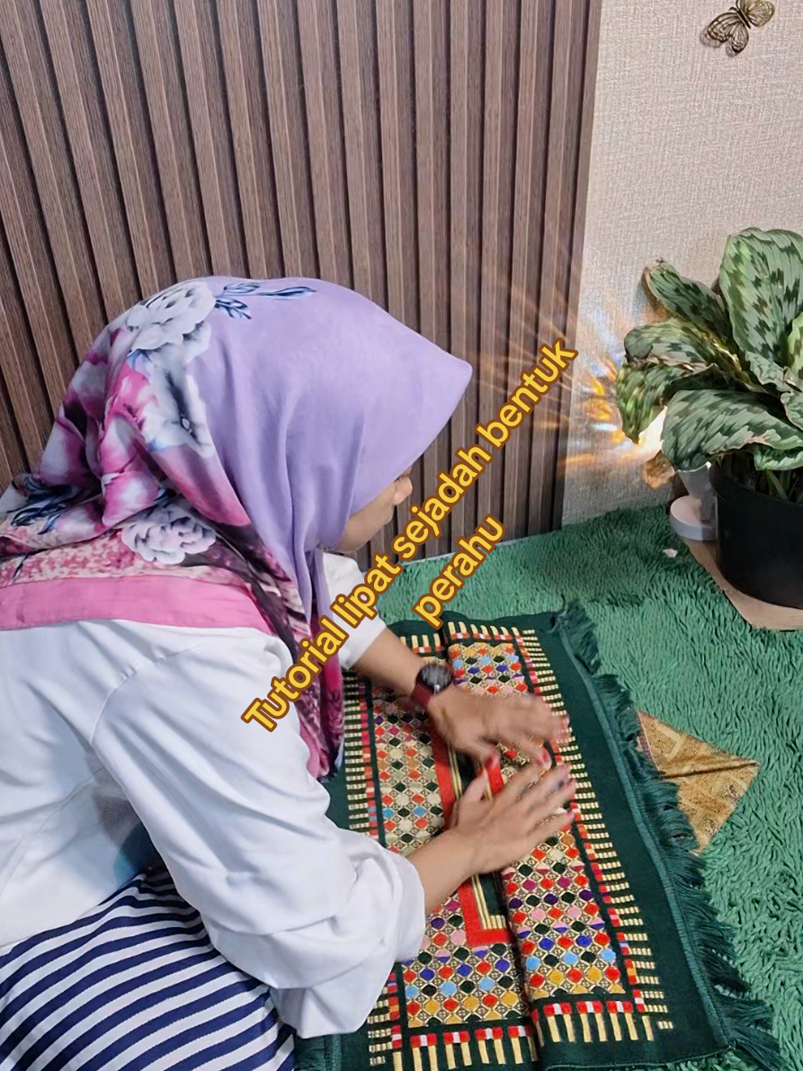 @Siti Fatimah|Gift Box