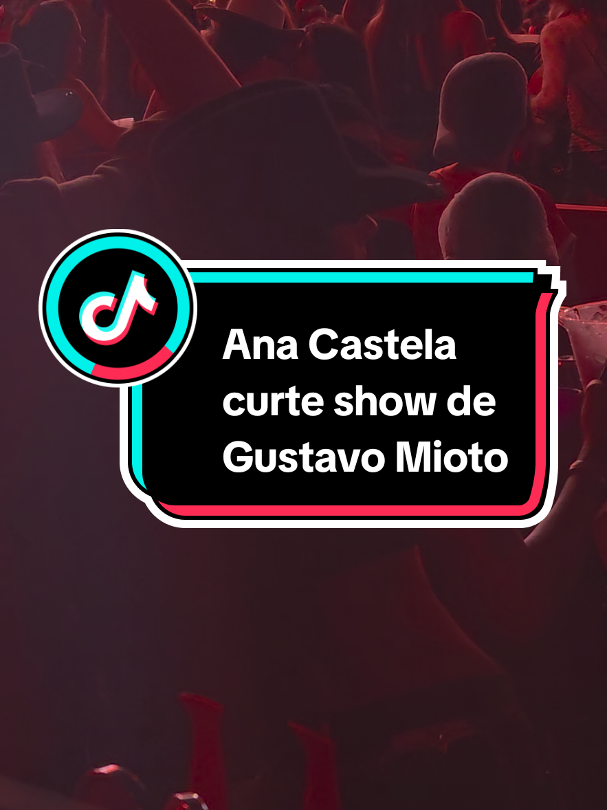 @Famosando
