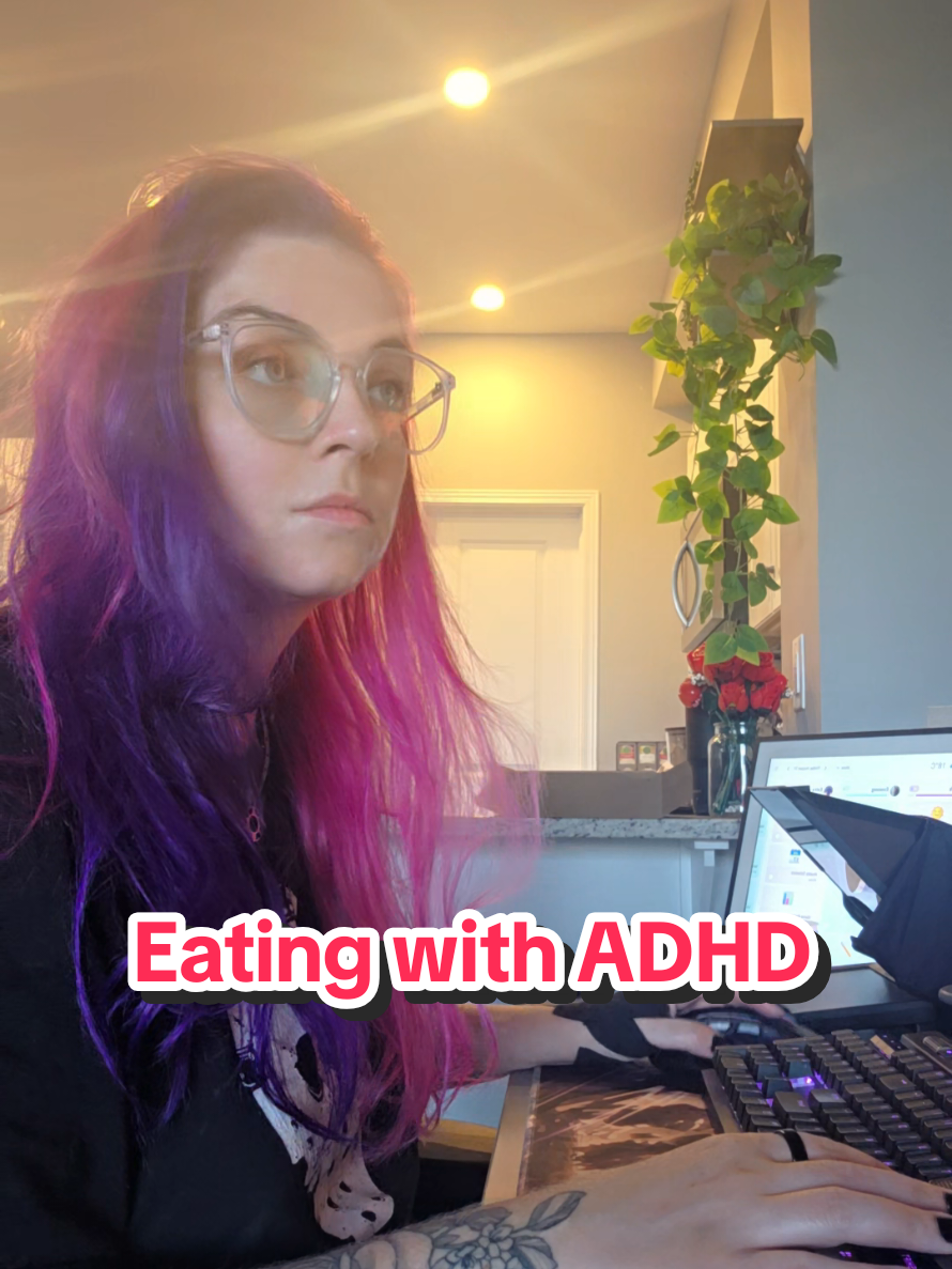 @WillowLeef 🔪 Horror Streamer