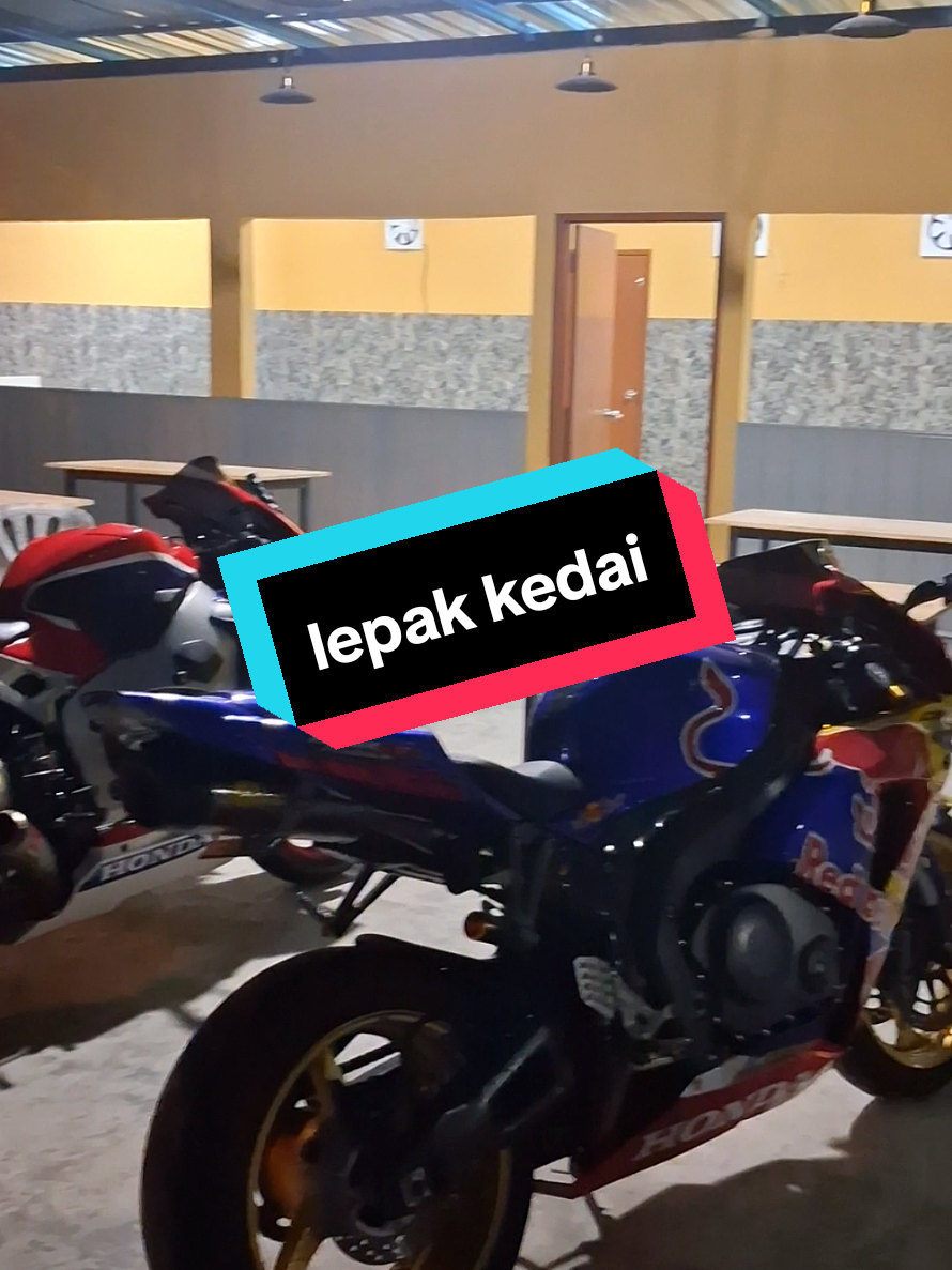 @Aliff Adzman 老师 (Lǎoshī)