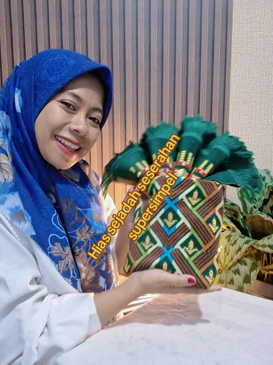 @Siti Fatimah|Gift Box