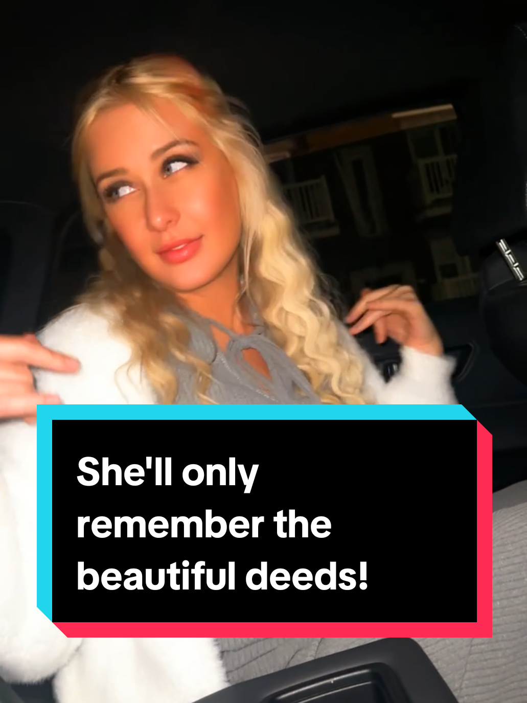 @Blue Eyes Blondie 💋