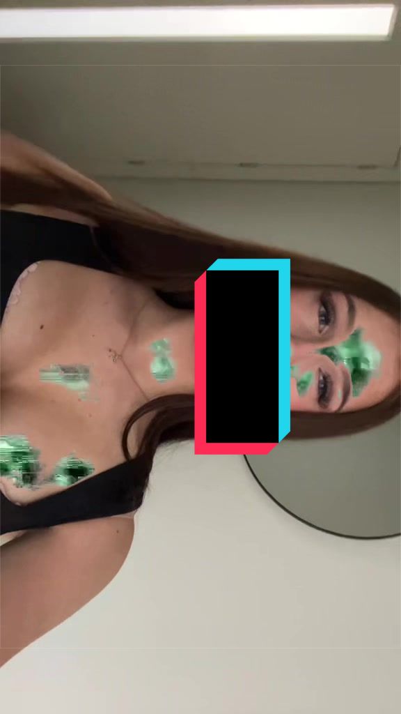 @Leahspamms