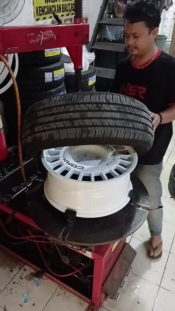 @Toko Velg Hsr Kemayoran
