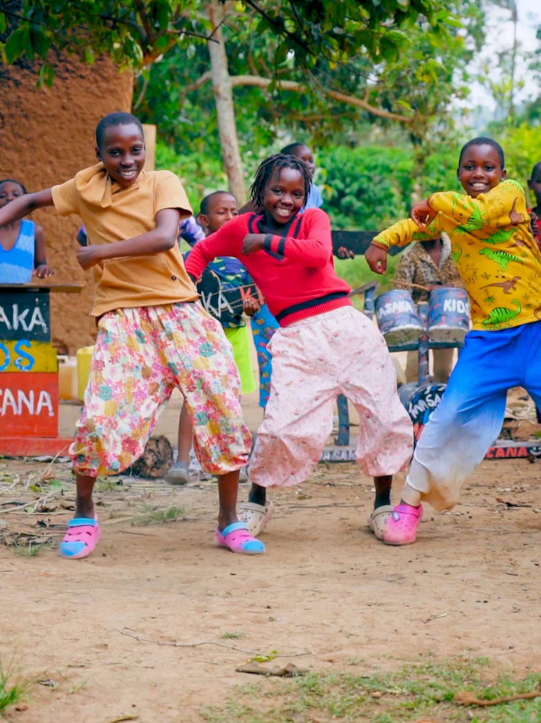 @Masaka Kids Africana