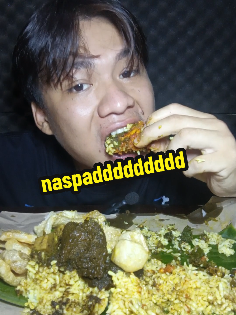 @eat hmzah🍗🍔🌭🥪