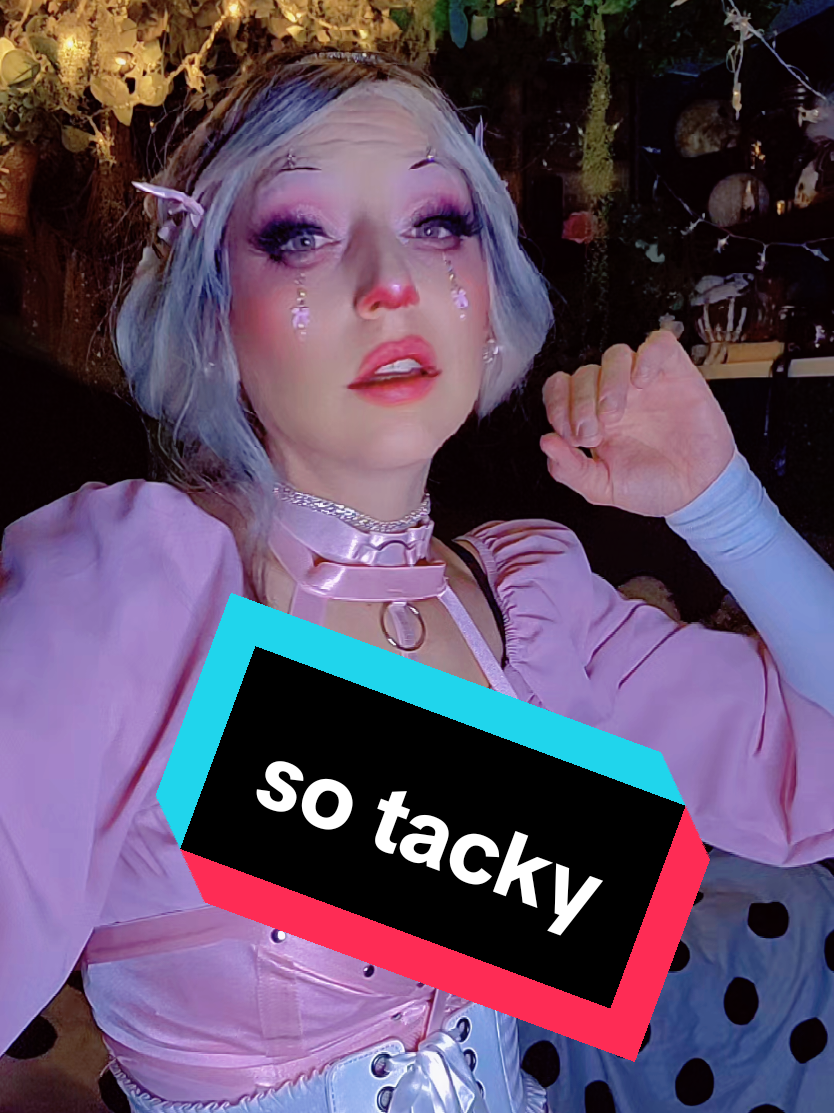 @DancesinShadows