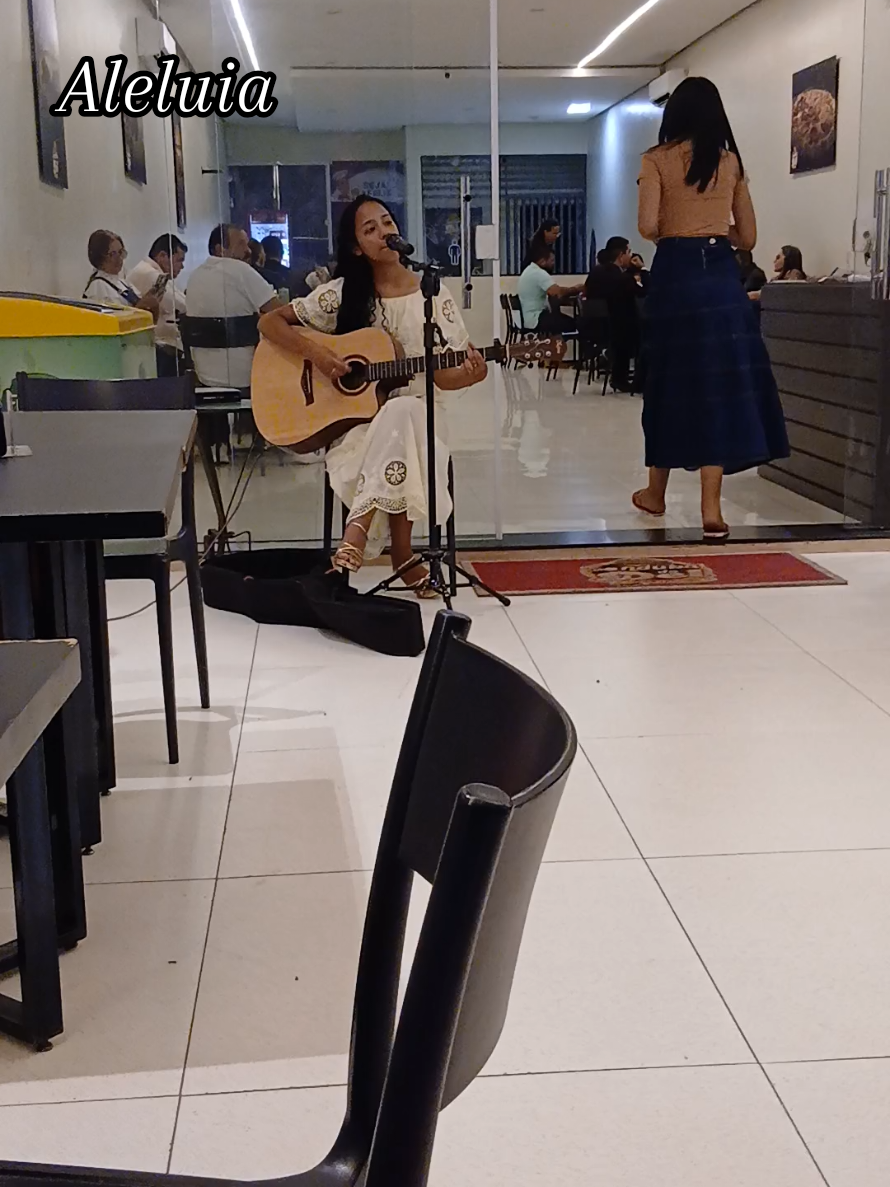 @Lia Barbosa Viana