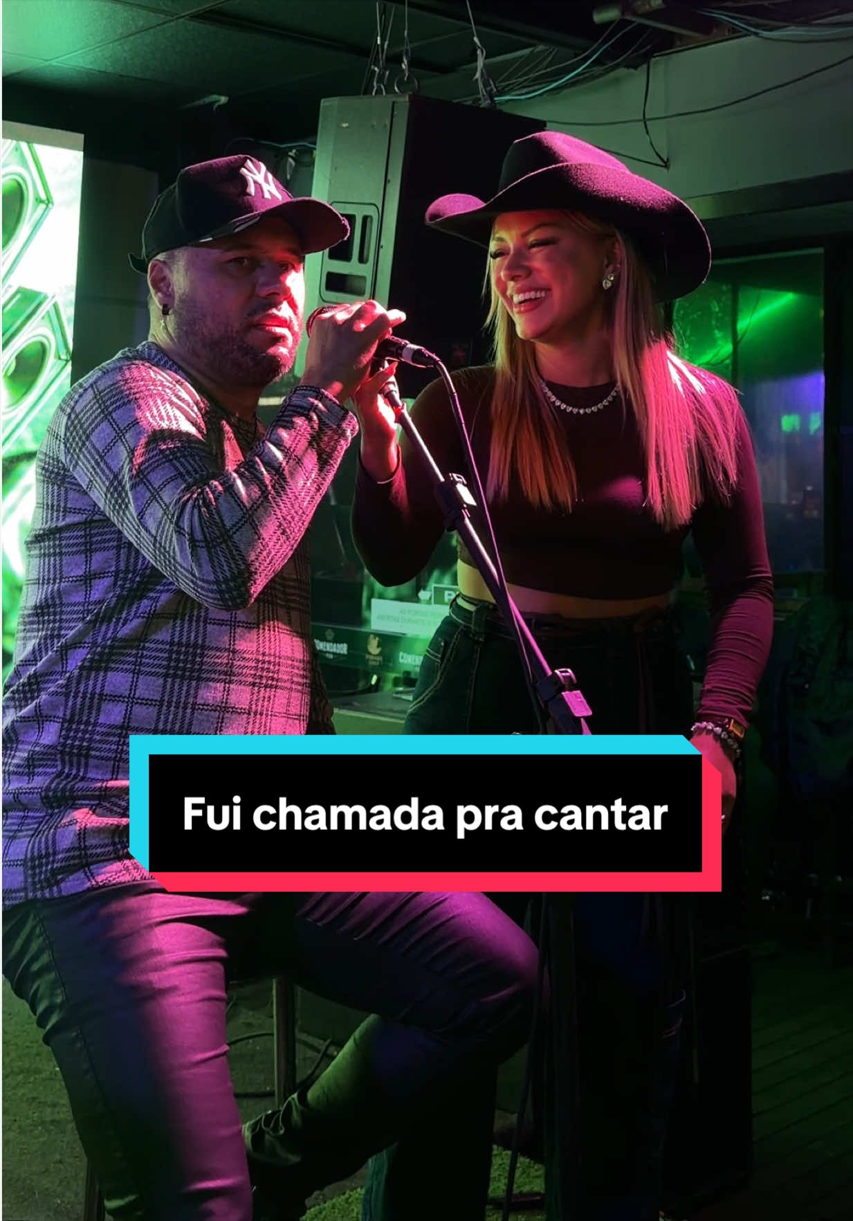 @Alessandra Andrade