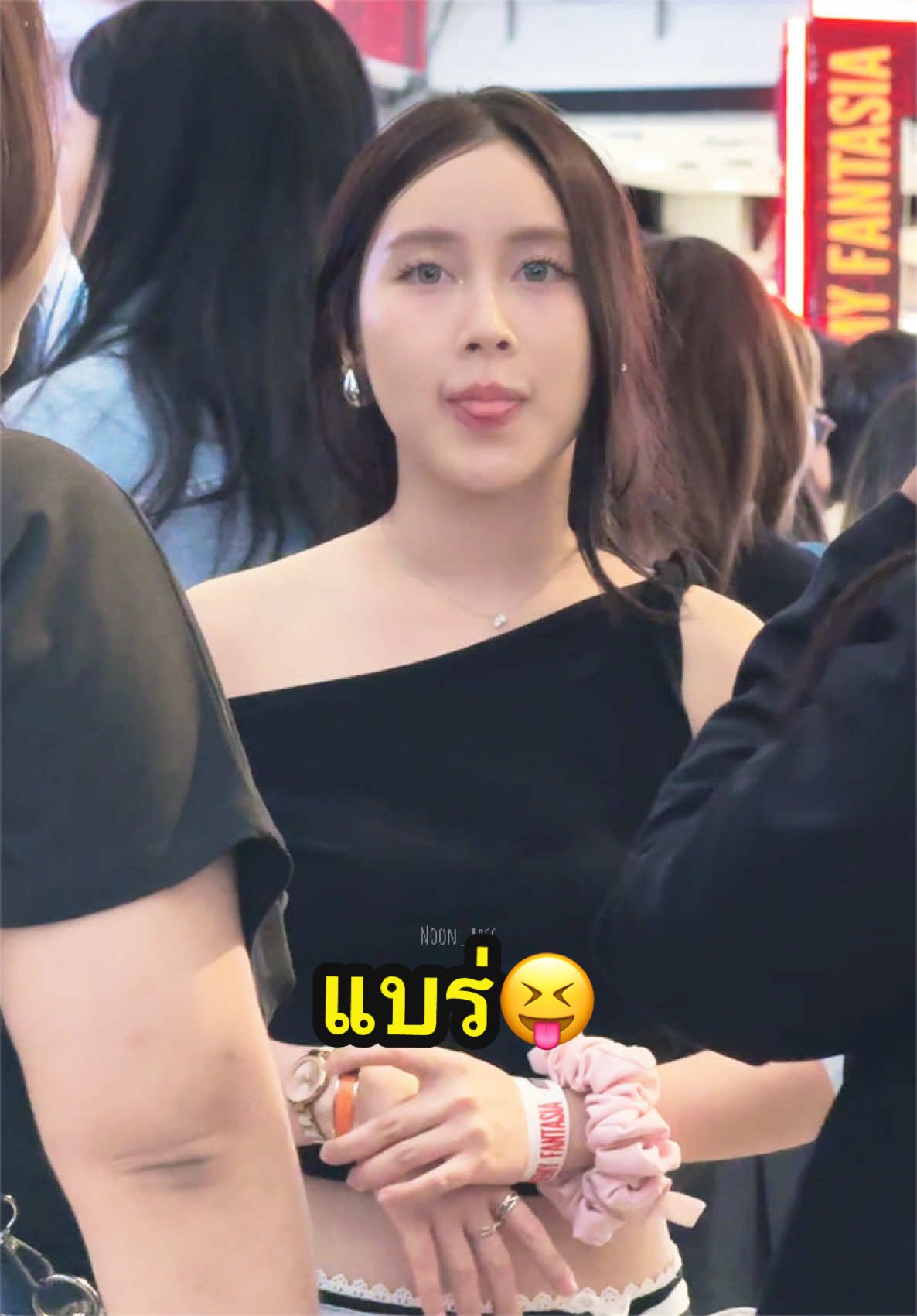 @Teeluk
