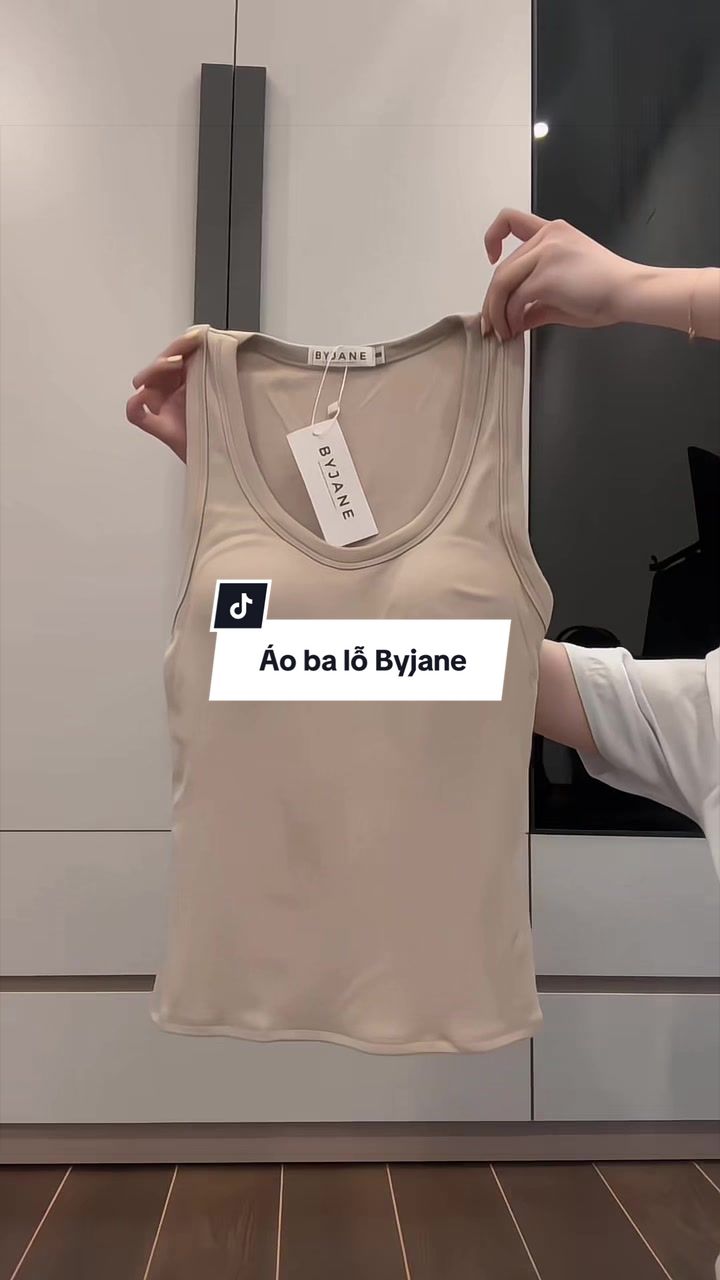 @𝗟𝗮𝗻 𝗧𝗵𝗮𝗻𝗵 🌷